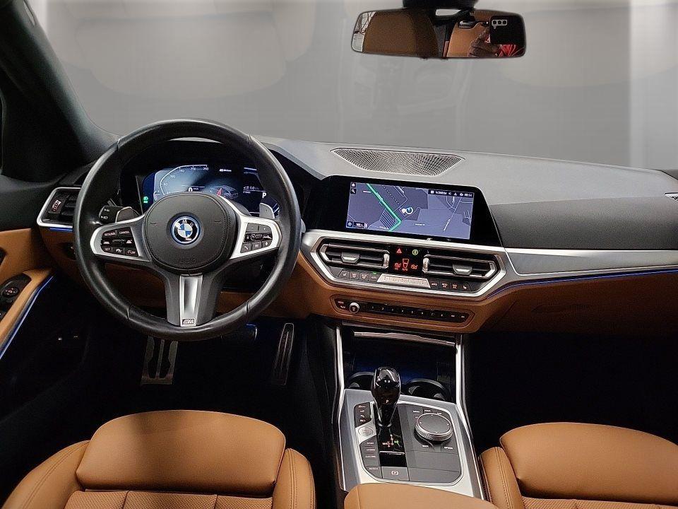 BMW 320 320e Touring xDrive