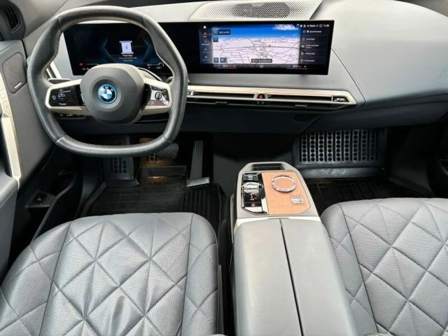 BMW iX xDrive50