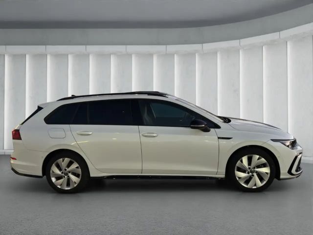 Volkswagen Golf 1.5 eTSI IQ.Drive R-Line