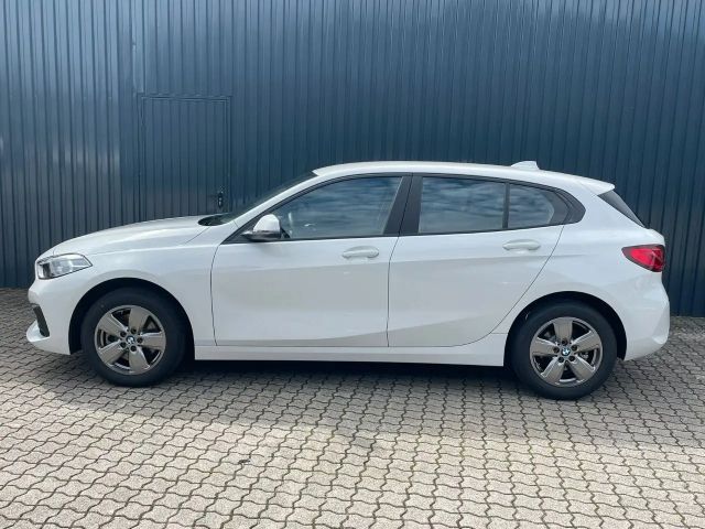 BMW 116 116i 5-deurs Sedan