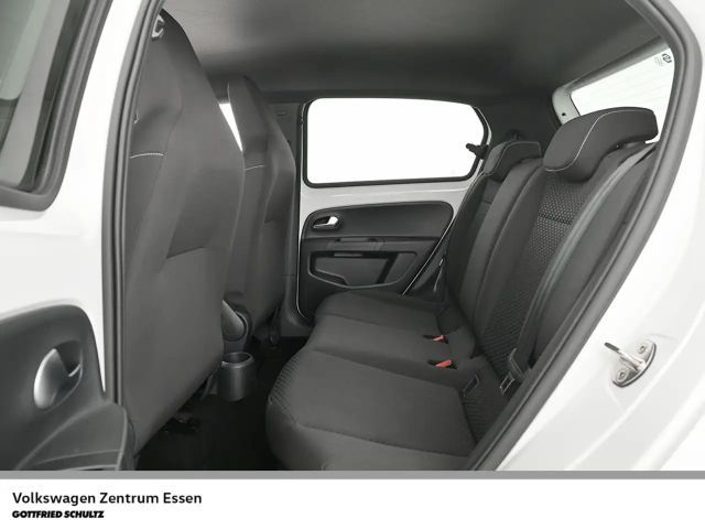 Volkswagen up! Active