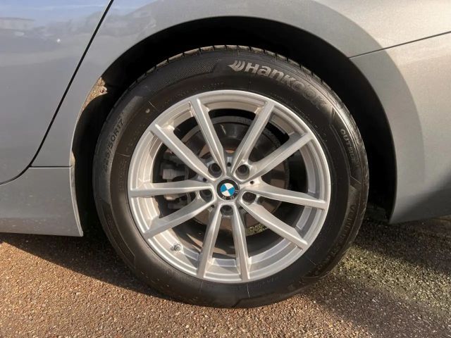 BMW 320 320d Touring xDrive