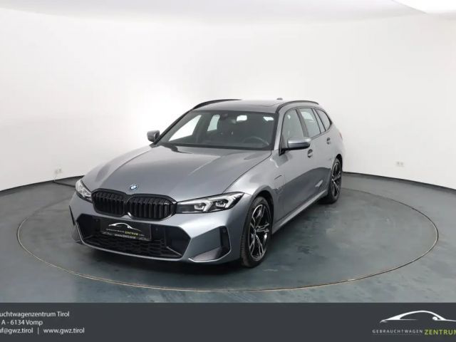 BMW 330 330e Touring