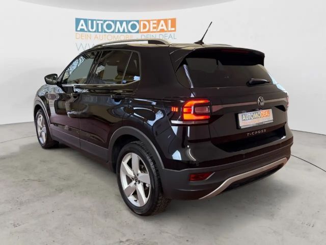 Volkswagen T-Cross Style