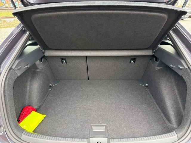 Volkswagen Taigo 1.0 TSI DSG