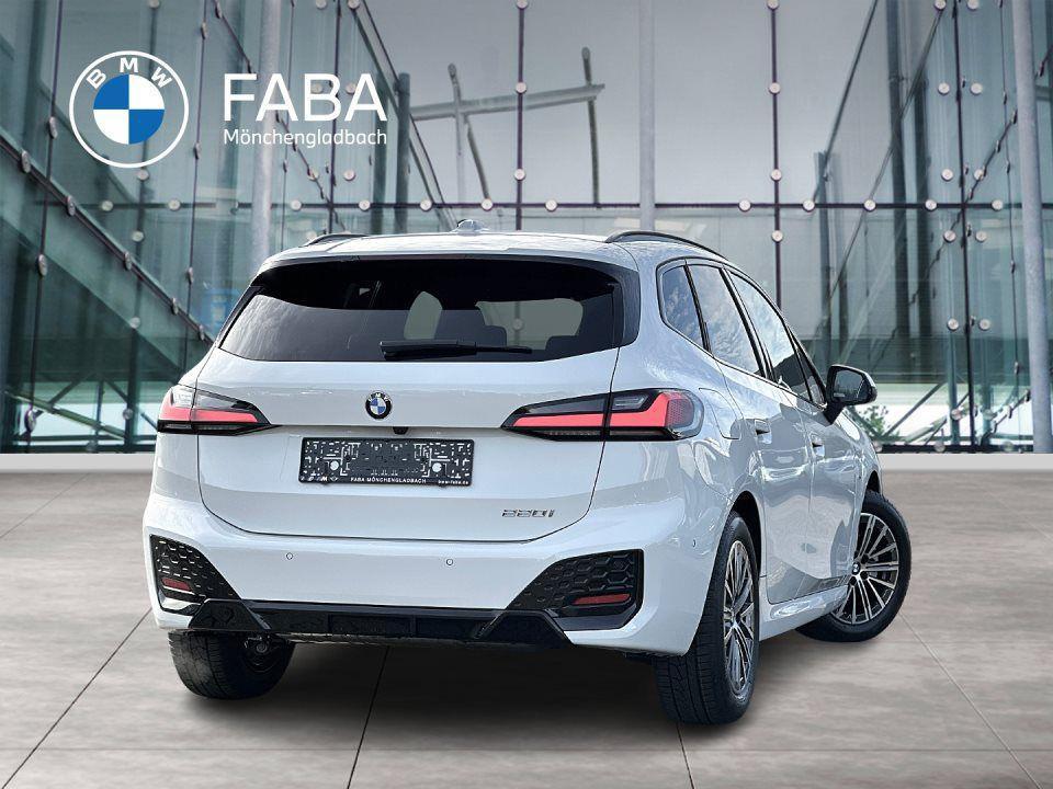 BMW 220 220i Active Tourer