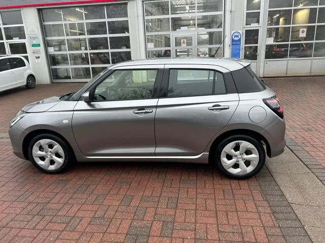 Suzuki Swift Club Hybrid