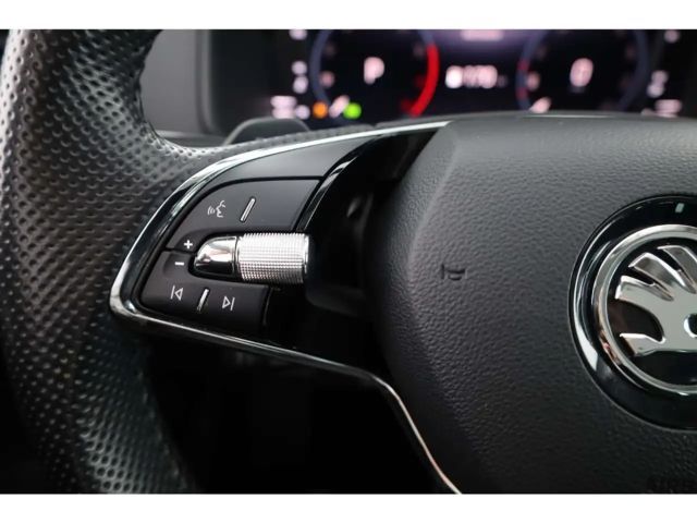 Skoda Karoq 1.5 TSI Ambition