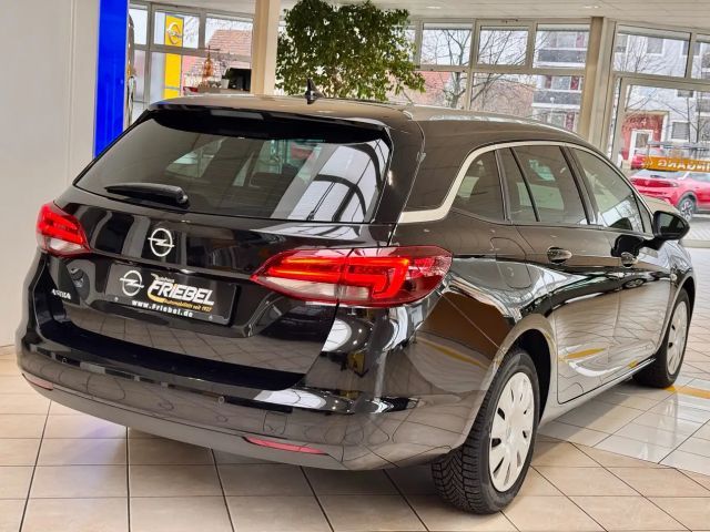 Opel Astra Sports Tourer