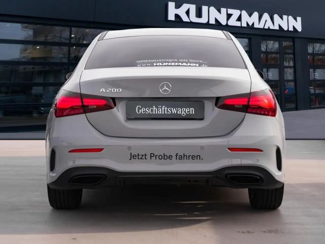 Mercedes-Benz A 200 AMG Line