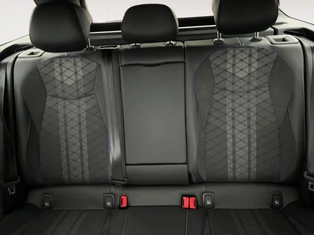 Volkswagen Passat 2.0 TDI DSG R-Line Variant