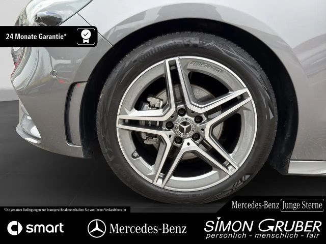 Mercedes-Benz B 200 AMG Line Sedan