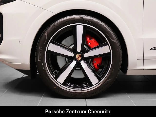 Porsche Cayenne 4 Coupé GTS