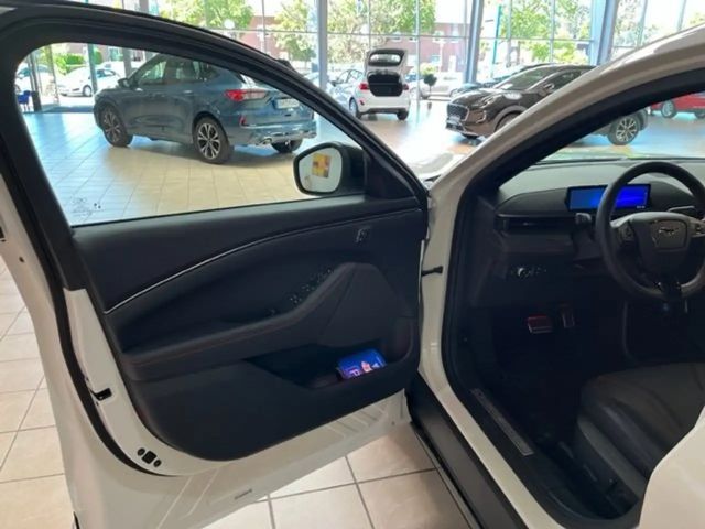 Ford Mustang Mach-E AWD Extended range