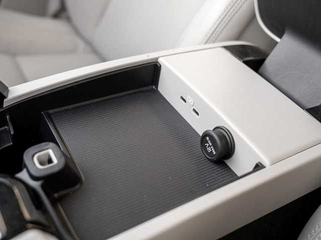 Volvo V60 AWD Bright Plus T6