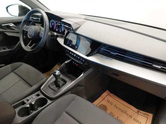 Audi A3 30 TDI Sedan