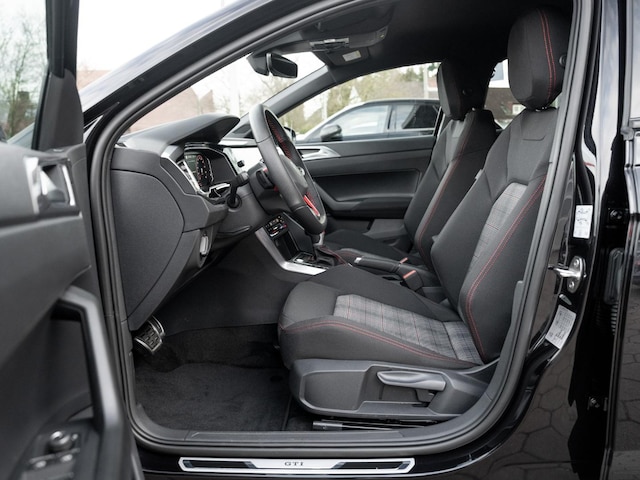 Volkswagen Polo DSG R-Line