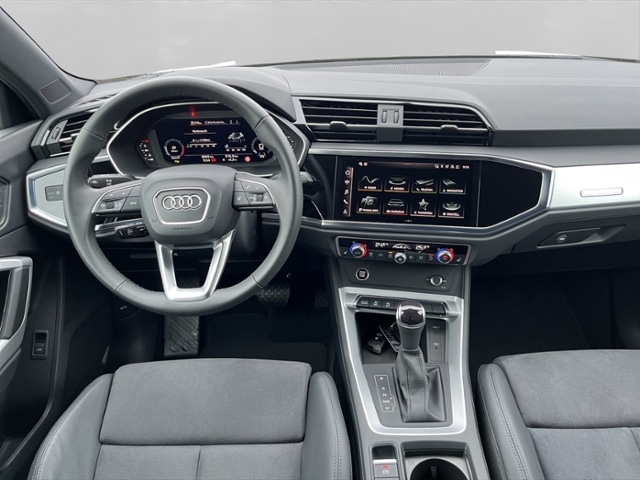 Audi Q3 35 TDI S-Tronic