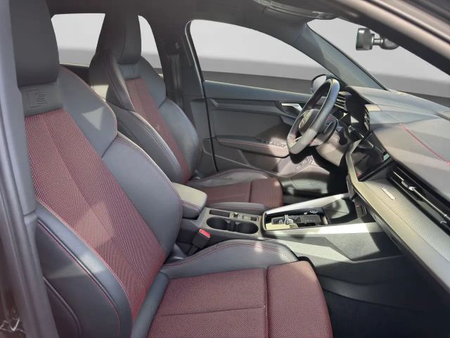 Audi A3 40 TFSI Hybride S-Line Sedan