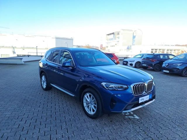 BMW X3 xDrive30e