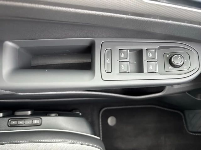 Volkswagen Golf DSG Style