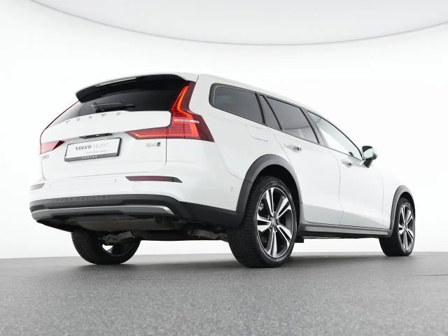 Volvo V60 Cross Country AWD Ultimate