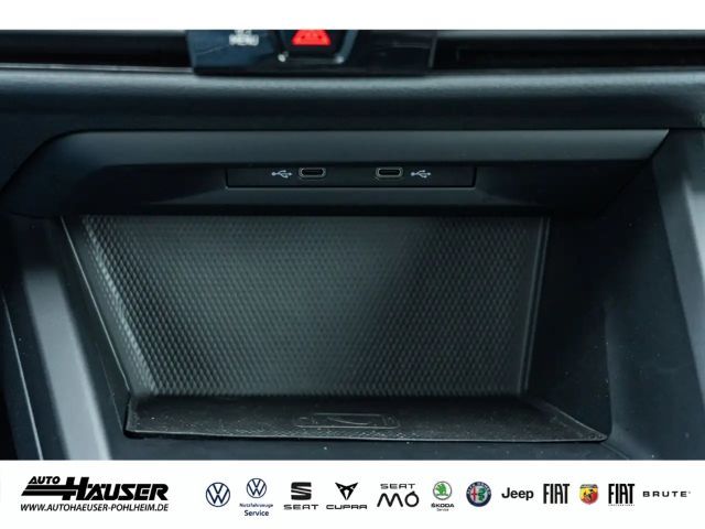 Volkswagen Golf 2.0 TSI DSG Golf VIII Style