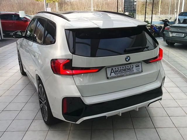 BMW X1 23 *HK- AHK- HUD- ACC- Panoramadach*