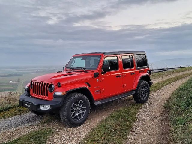 Jeep Wrangler 4xe Sahara