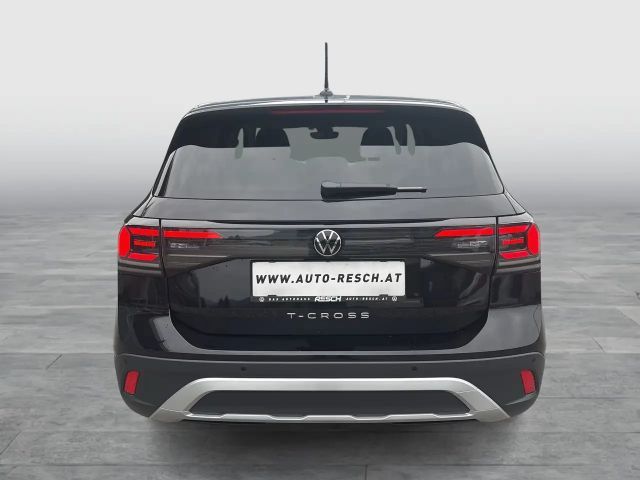Volkswagen T-Cross 4Me TSI