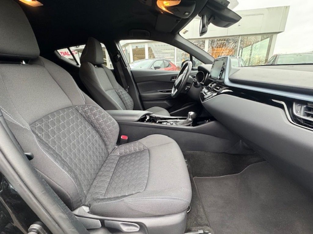 Toyota C-HR 5-deurs Team D