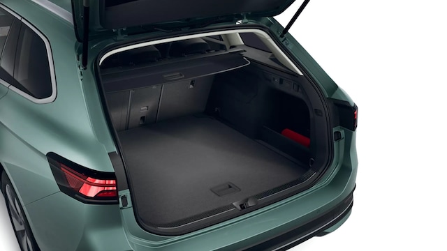 Volkswagen Passat 1.5 eTSI Business DSG Variant