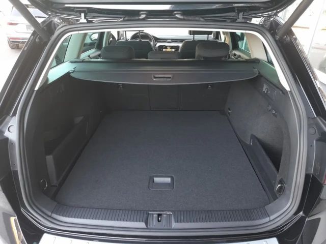 Volkswagen Passat DSG GTE Variant