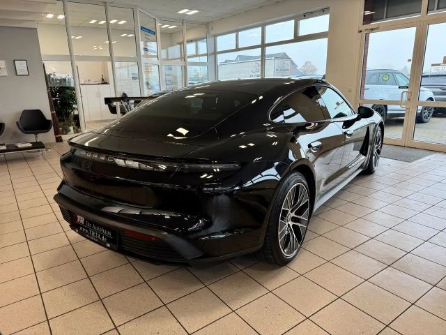 Porsche Taycan Performance Plus