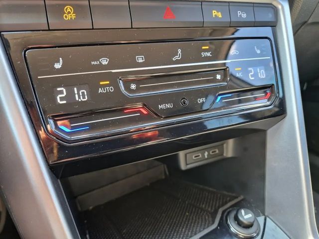 Volkswagen T-Roc 1.5 TSI DSG Life