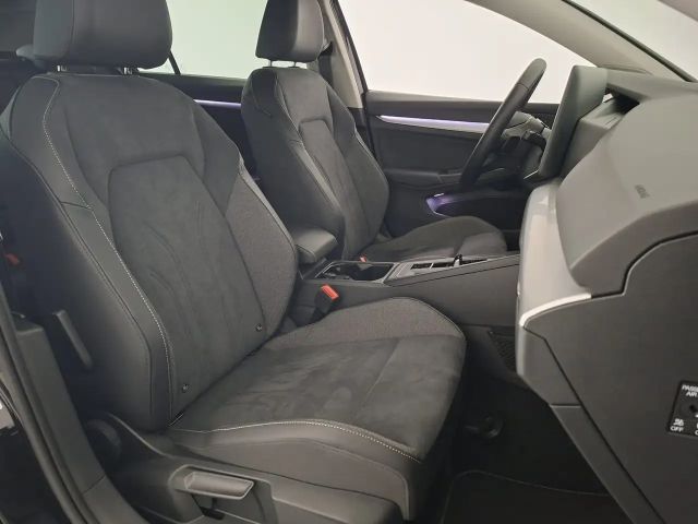 Volkswagen Golf Business DSG Variant