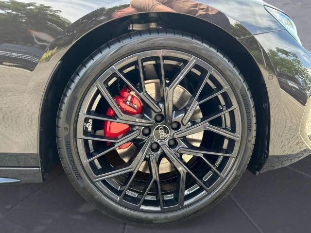 Audi A6 Avant Quattro