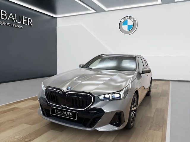 BMW 530 530e Touring xDrive