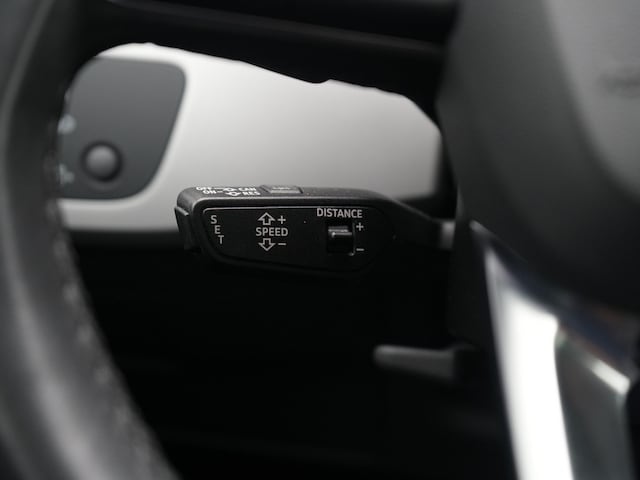 Audi A4 35 TFSI Avant S-Tronic