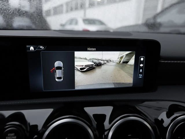 Mercedes-Benz A 220 4MATIC Progressive