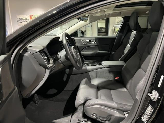 Volvo V60 AWD Dark Plus Recharge T6