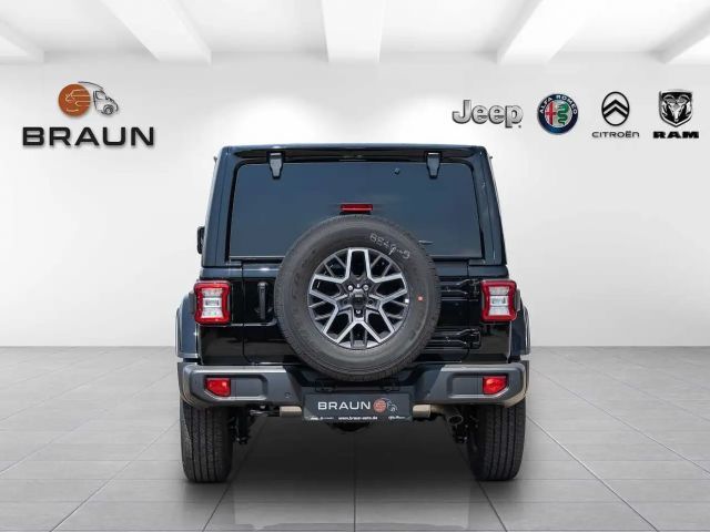 Jeep Wrangler Sahara