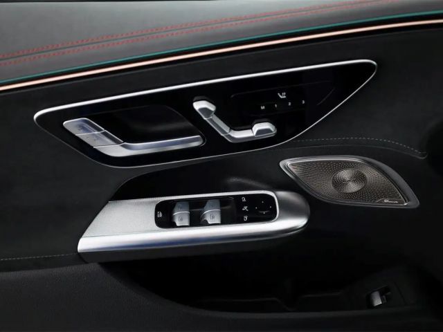 Mercedes-Benz EQE 350 4MATIC Sedan