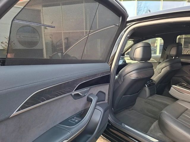 Audi A8 60 TFSI Hybride Lang Quattro