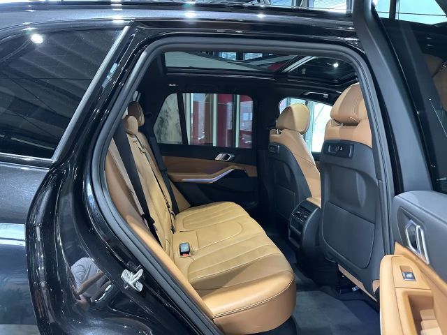 BMW X5 i*PANORAMA*ACC*KAMERA*LED*NAVI*22.ZOLL