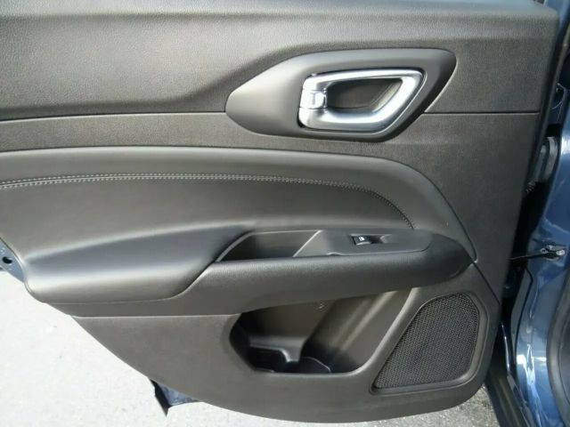 Jeep Compass 1,3 T4 4xePlugin Autom,360°,AHK,Panorama