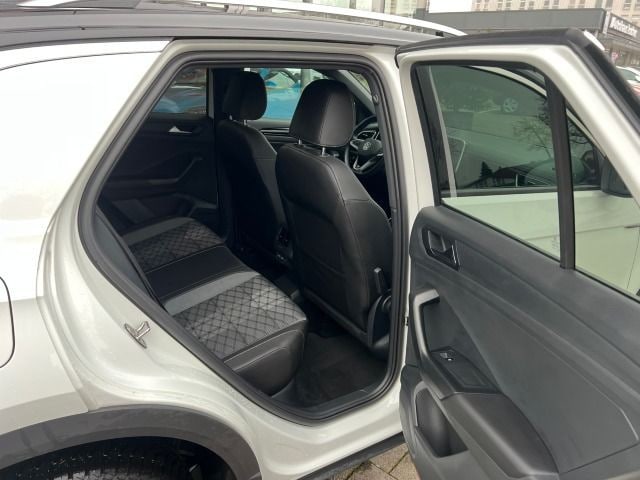 Volkswagen T-Roc 1.5 TSI DSG R-Line