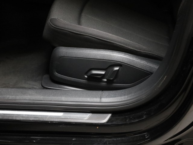 Audi A4 40 TFSI Avant Quattro S-Tronic