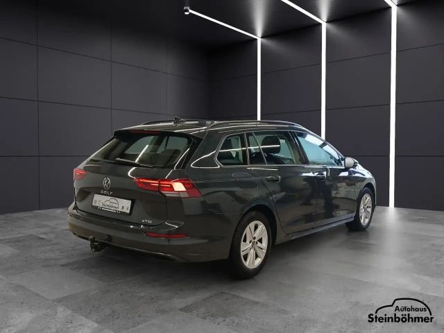 Volkswagen Golf 1.5 eTSI DSG Life Variant