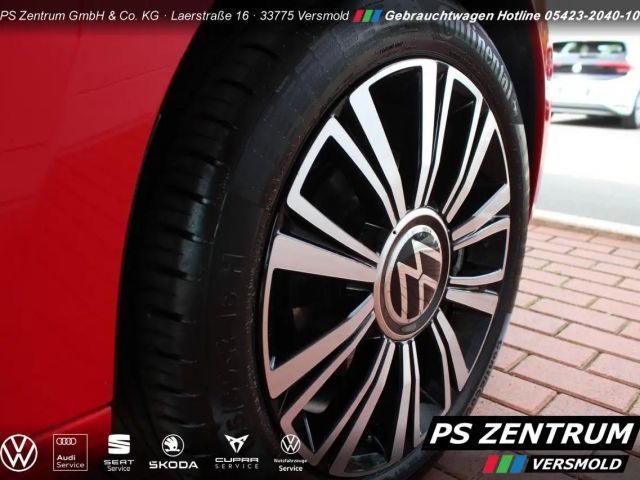 Volkswagen up! Style